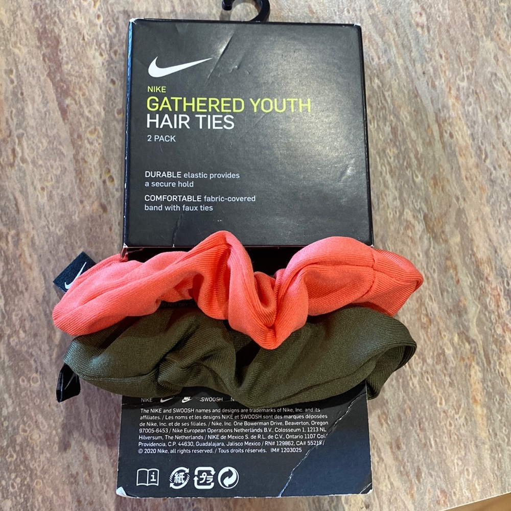 NEW NIKE Hair Ties